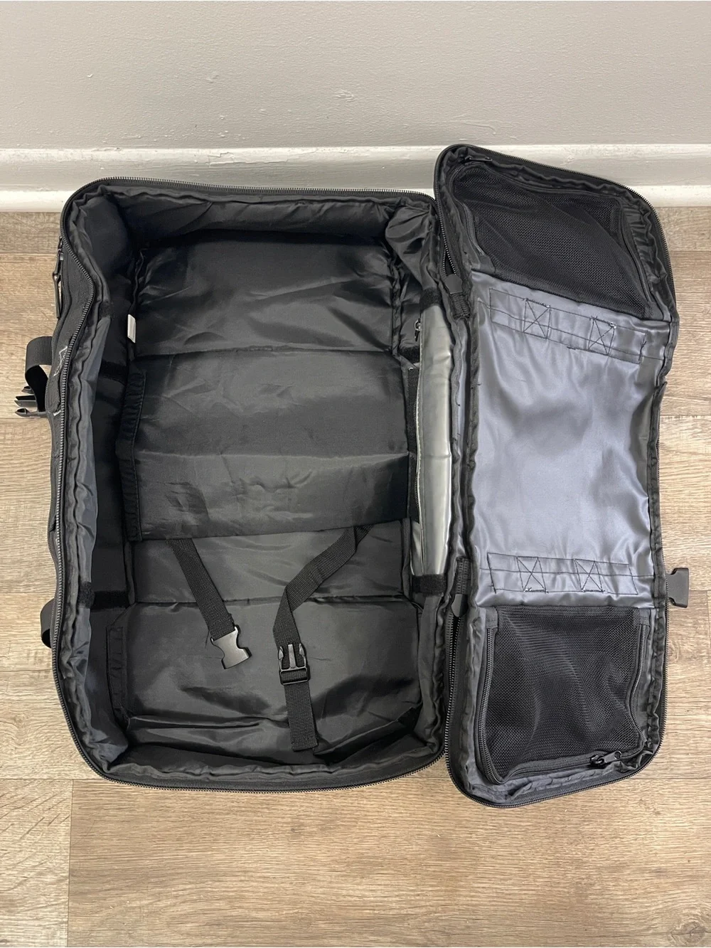Spirit Men's Black Travel Duffel with Multiple Carry Options